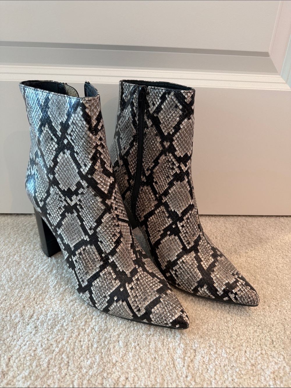 Jeffrey Campbell Snake-Print Pointed Ankle Boots - Black & Gray